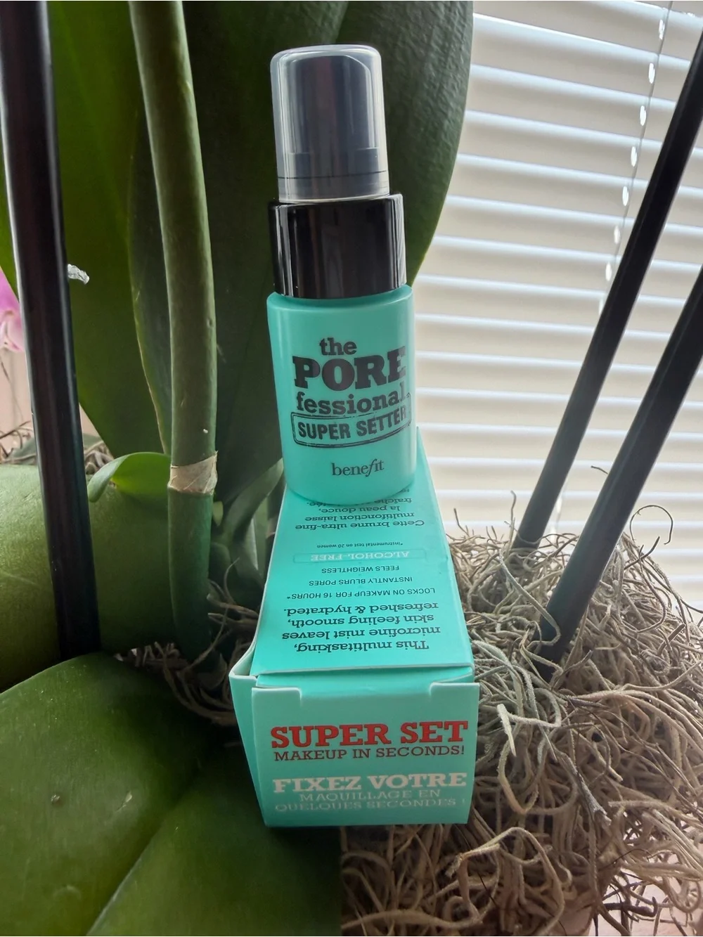 Benefit The POREfessional Super Setter Makeup Setting Spray — Turquoise